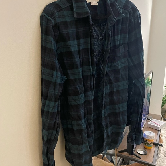 Urban Outfitters // flannel - Picture 3 of 3